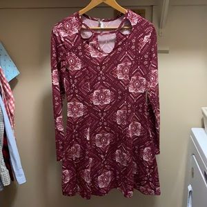 Mudd pink and maroon patterned dress